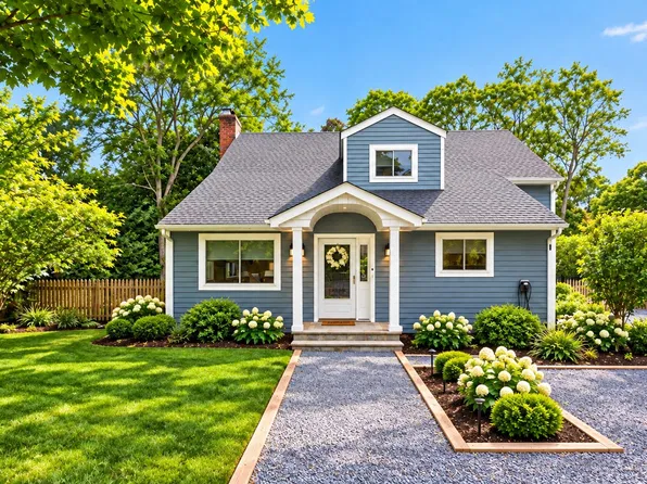 48A Sea Gate Ave, Westhampton, NY 11977