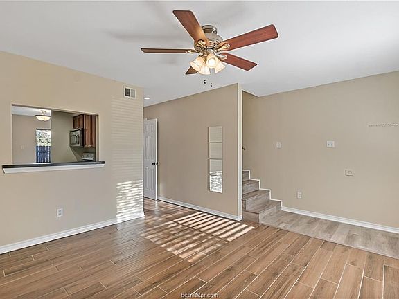 4th image of 1900 Dartmouth St APT H3
