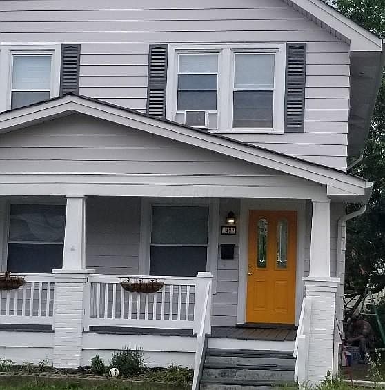 1st image of 1427 N 6th St