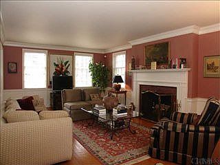 2nd image of 1501 Dorwaldt Blvd