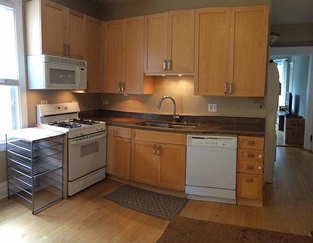 1st image of 3643 N Hoyne Ave #2