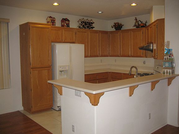 5th image of 2937 W Canyon Ave
