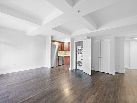 5th image of 354 E 91st St APT 1706