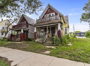 2958 N Vel R Phillips Ave, Milwaukee, WI 53212