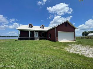 2340 Eagle Lake Shore Rd, Vicksburg, MS 39183