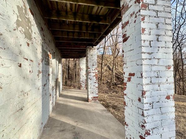 omaha-nebraska-442098574 picture