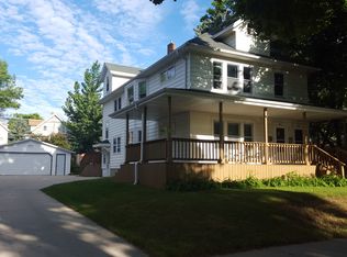 540 S 6th Ave, West Bend, WI 53095