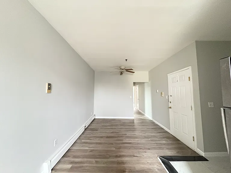 93 Franklin St #1R — Photo 2