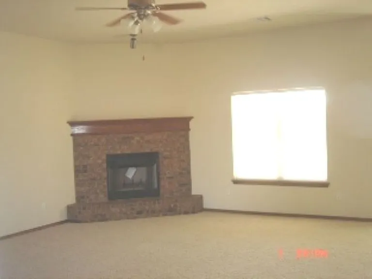 9305 Crooked Creek Ln — Photo 5