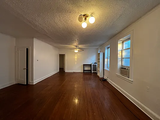 Rented by Compass | media 2