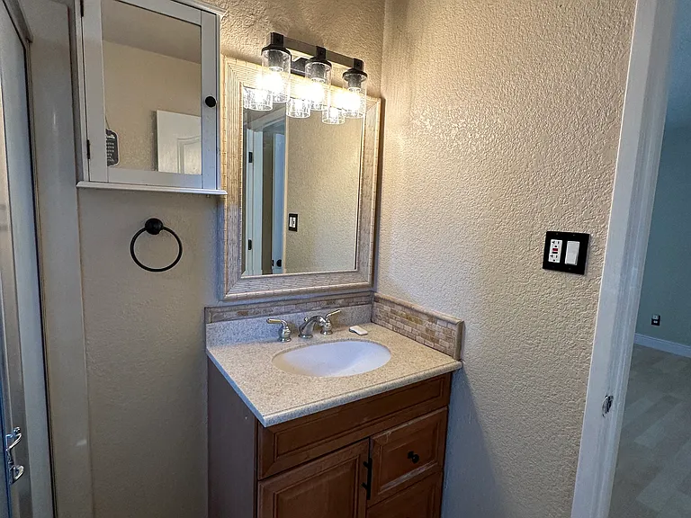 6601 Lindbrook Way — Photo 21
