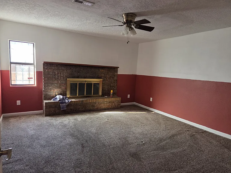 921 Madeira Dr SE — Photo 15