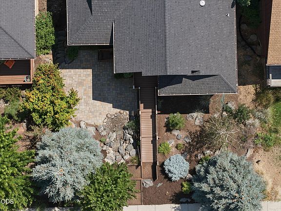 4th image of 1299 Ogden Ave