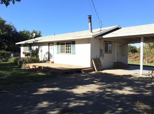 5879 Theater Dr, Williams, CA 95987