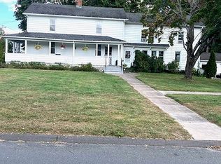 386 Hazard Ave, Enfield, CT 06082