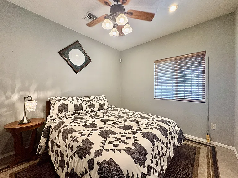 1718 E Grant Rd #2 — Photo 14