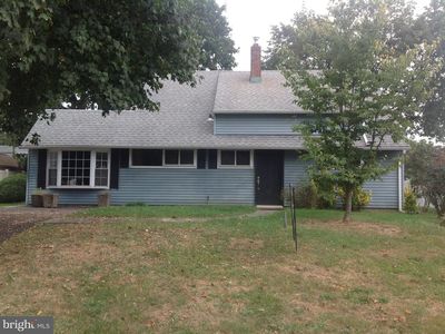 72 Hawthorne Ln, Levittown, PA, 19055