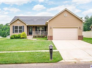 125 Boone Trce, Radcliff, KY 40160