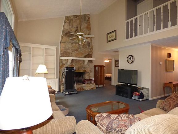 5th image of 1973 Blanche Dr
