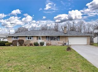 7322 Chestnut St, Fairview, PA 16415