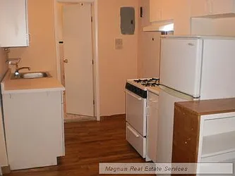 Rented by Magnum Realty Holdings, LLC