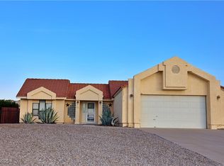 10 Palm Gardens Dr, Palm Gardens, NV 89039