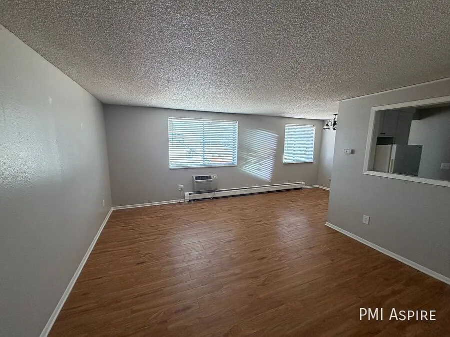 3333 Grant St #205