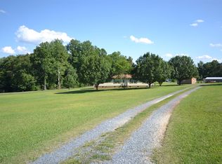 4502 Hinshaw Town Rd, Ramseur, NC 27316