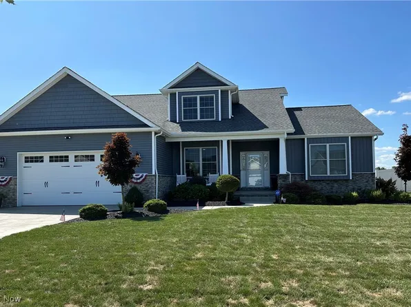 448 Northwoods Ave, Wellington, OH 44090