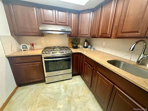 4th image of 918 Wheeler Avenue #918A