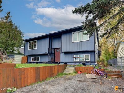 227 Park St, Anchorage, AK, 99508