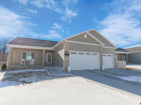 9759 Napa Ridge Dr, Lincoln, NE 68526