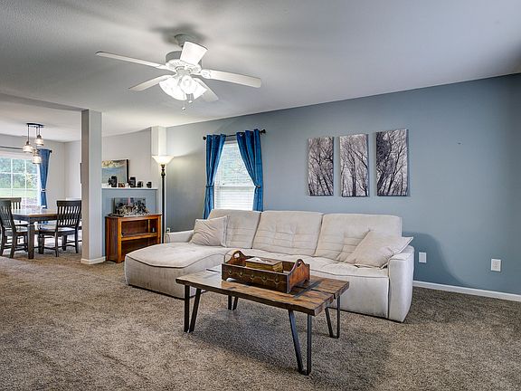 3rd image of 86 Glory Ct