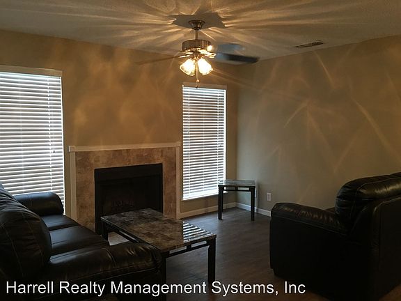 2nd image of 225 Londonderry Dr APT 221