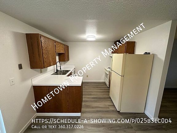 5th image of 3433 Eagle Dr NE