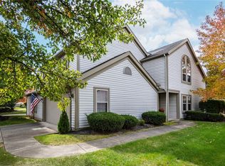 403 Windjammer Dr, Columbiana, OH 44408