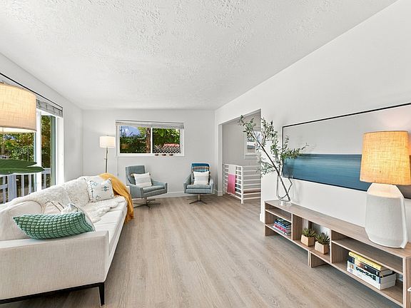 4th image of 596 W Anderson Ave
