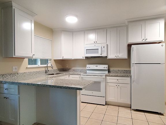 2nd image of 2501 Skylark Dr #2