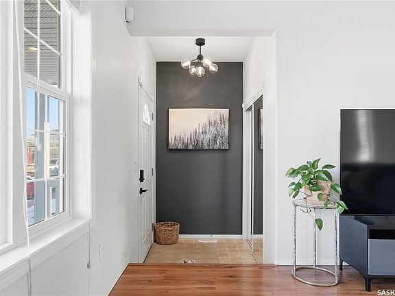 2nd image of 719 Rutherford LANE