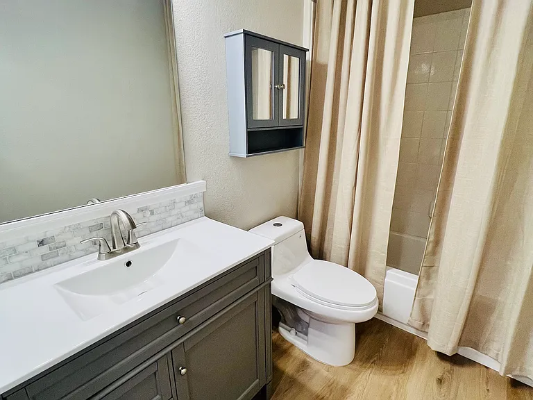 8555 W Russell Rd #1002 — Photo 31