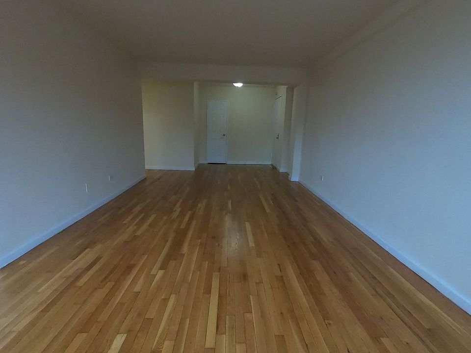 1st image of 33-38 Parsons Blvd #6