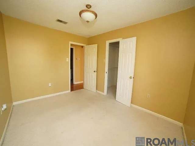 3 bed, 1559 sqft, $1,800 — Photo 4
