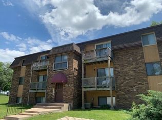 Timber Knoll - 3743, Moline, IL 61265