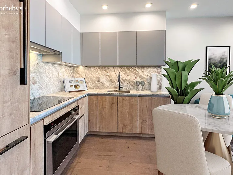 44 Box St #4B — Photo 3