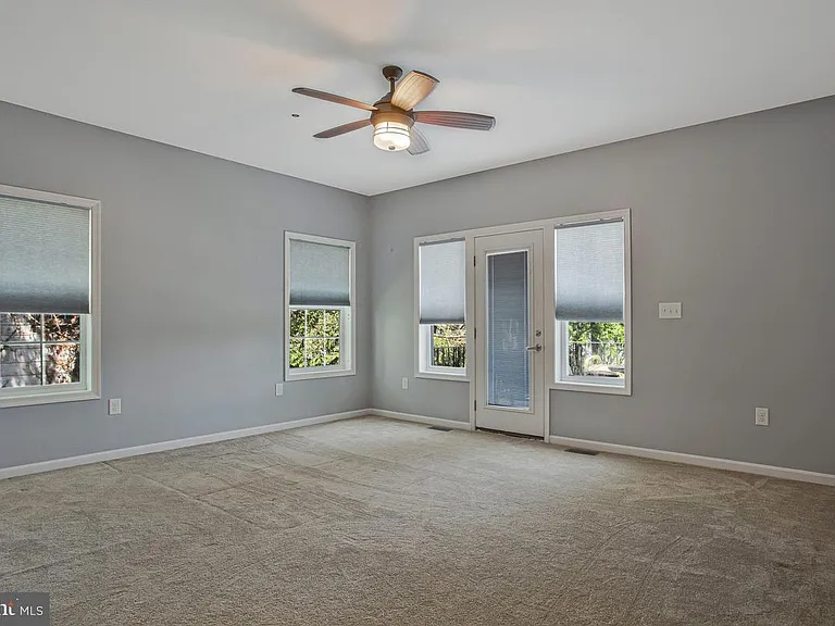 1002 Nabbs Creek Rd — Photo 21
