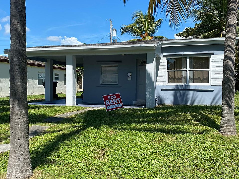 1st image of 2063 NE 169th St