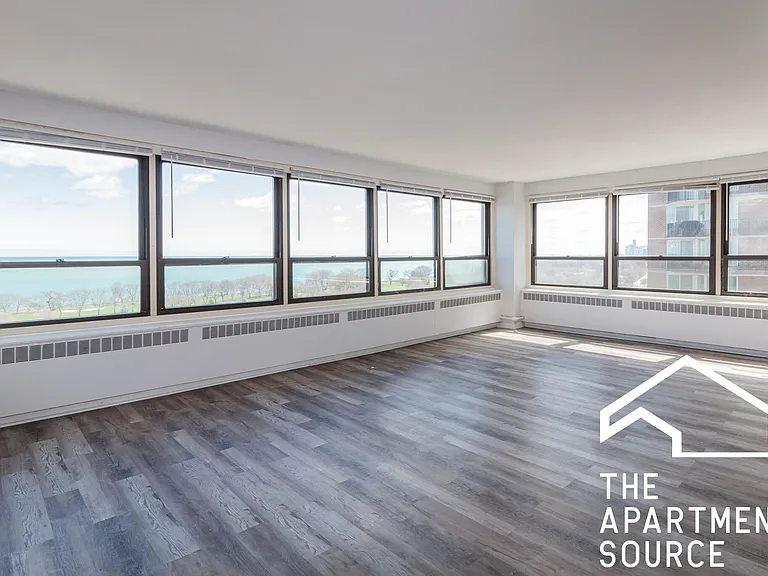 654 W Gordon Ter #1505 — Photo 1