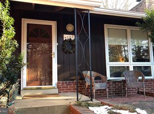 2707 Military Rd, Arlington, VA 22207