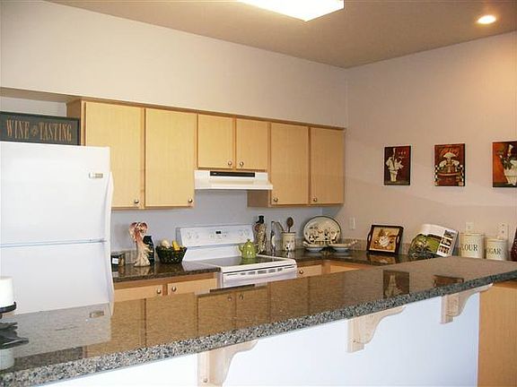 5th image of 22855 E Country Vista Drive 402 #402