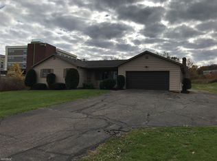 8055 Oliver Rd, Erie, PA 16509